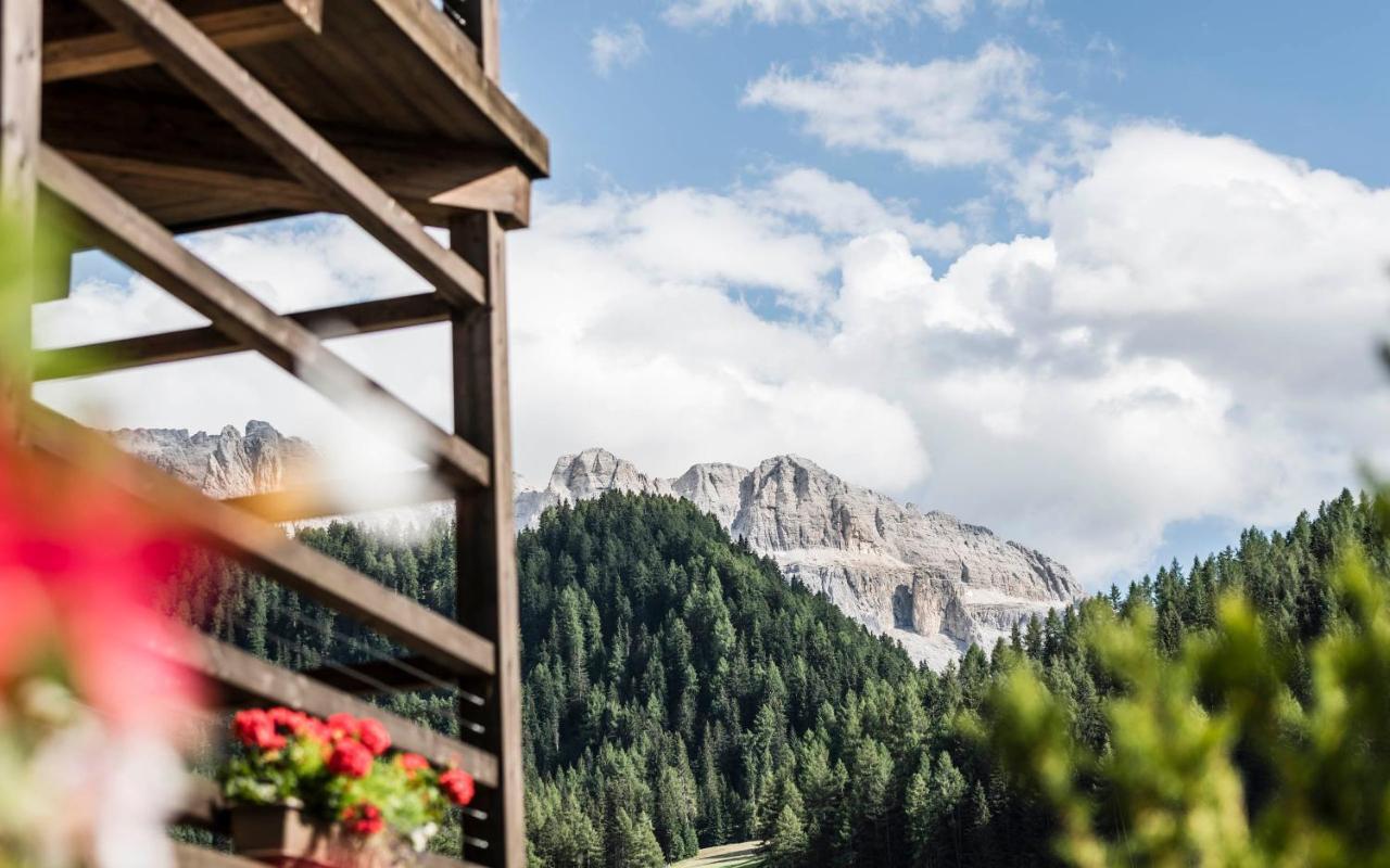 Cadepunt The Dolomites Lodge Selva di Val Gardena Zewnętrze zdjęcie